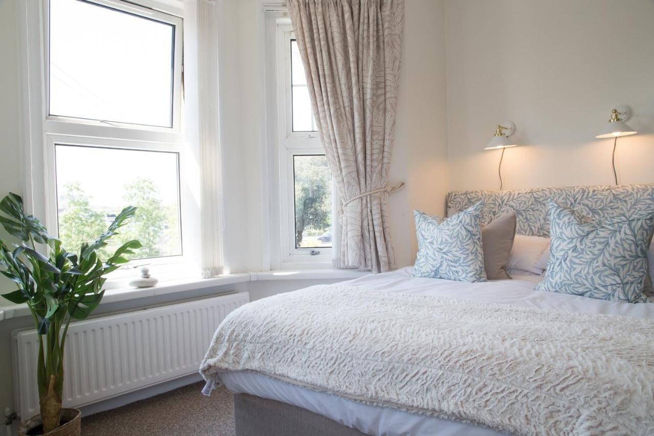 Harry'S House Poole Hotel Екстериор снимка