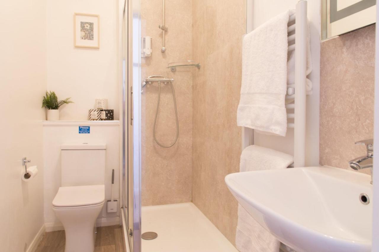 Harry'S House Poole Hotel Екстериор снимка
