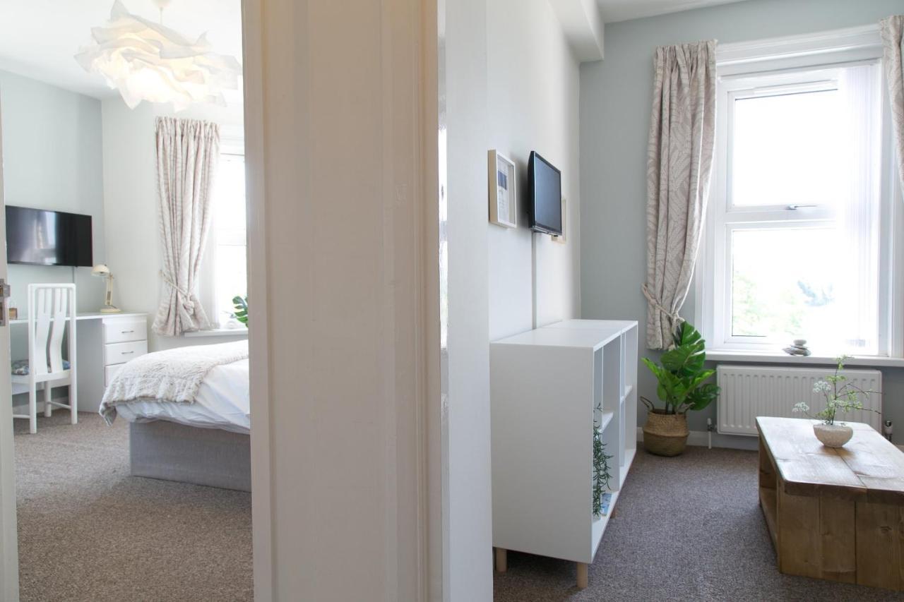 Harry'S House Poole Hotel Екстериор снимка