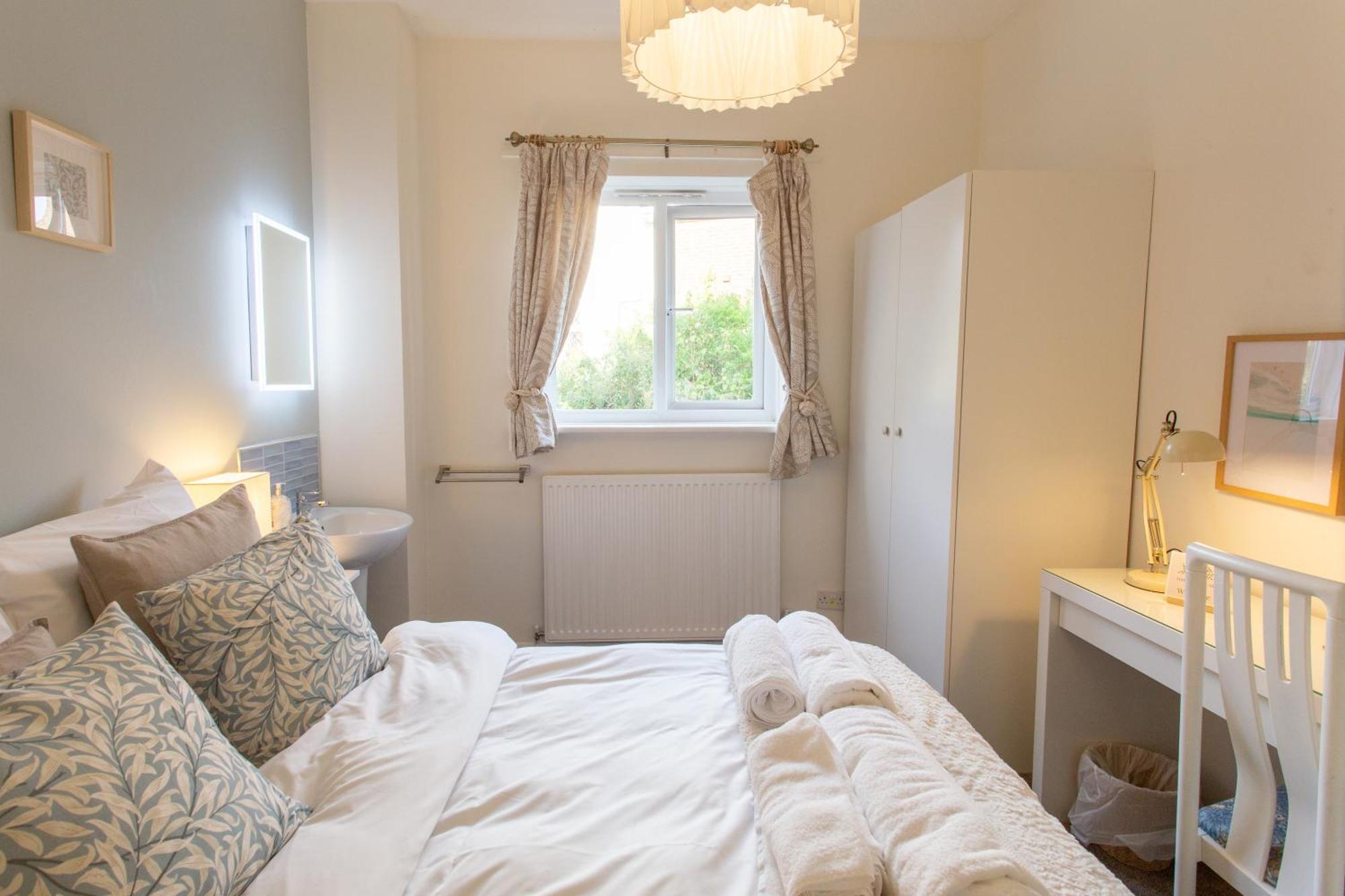 Harry'S House Poole Hotel Екстериор снимка