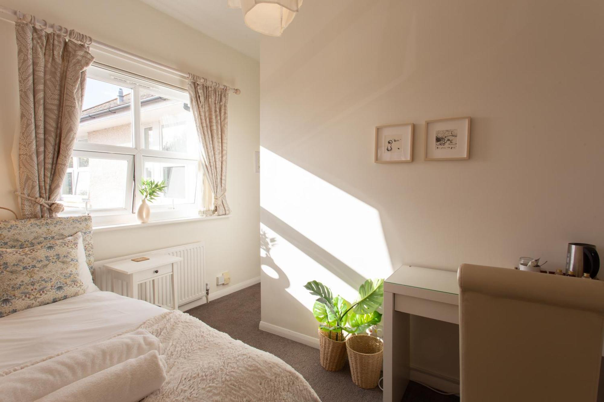 Harry'S House Poole Hotel Екстериор снимка